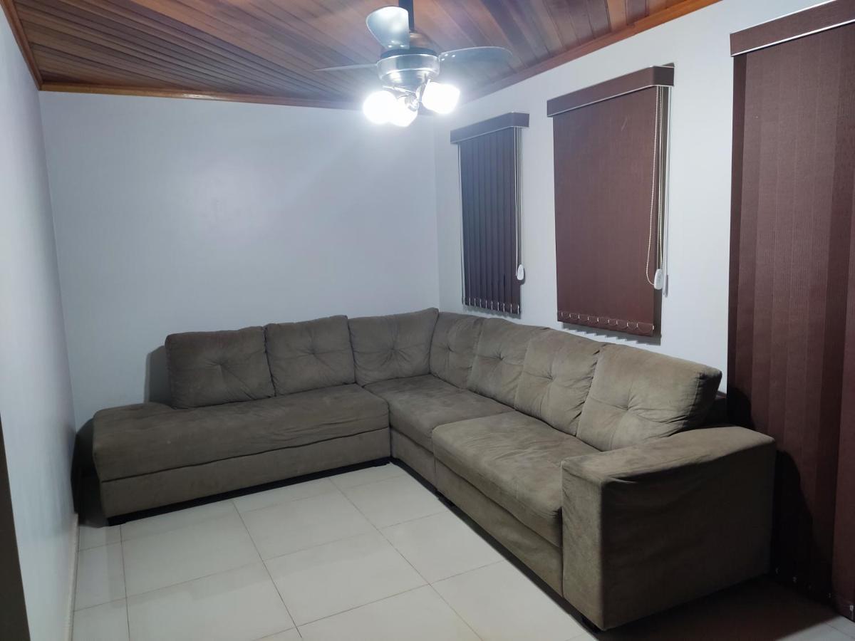 Casa Para Temporada 900 Metros Do Termas Dos Laranjais Villa โอลิมเปีย ภายนอก รูปภาพ